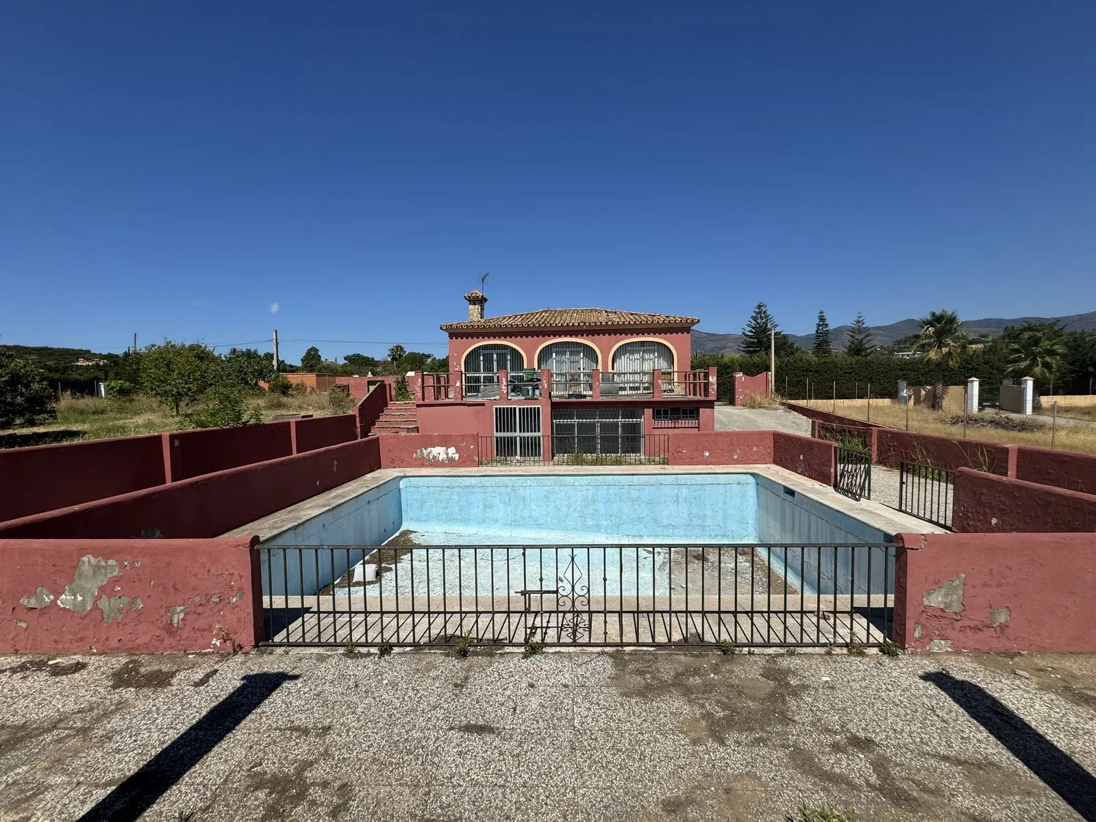 Detached Villa – Estepona