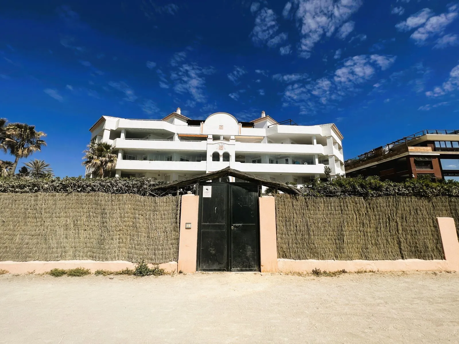 Middle Floor Apartment – Puerto Banús