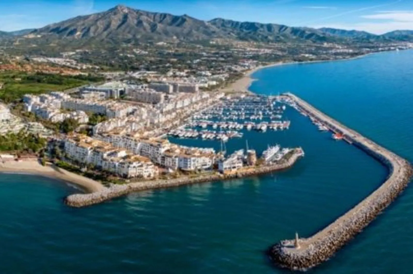 Middle Floor Apartment – Puerto Banús
