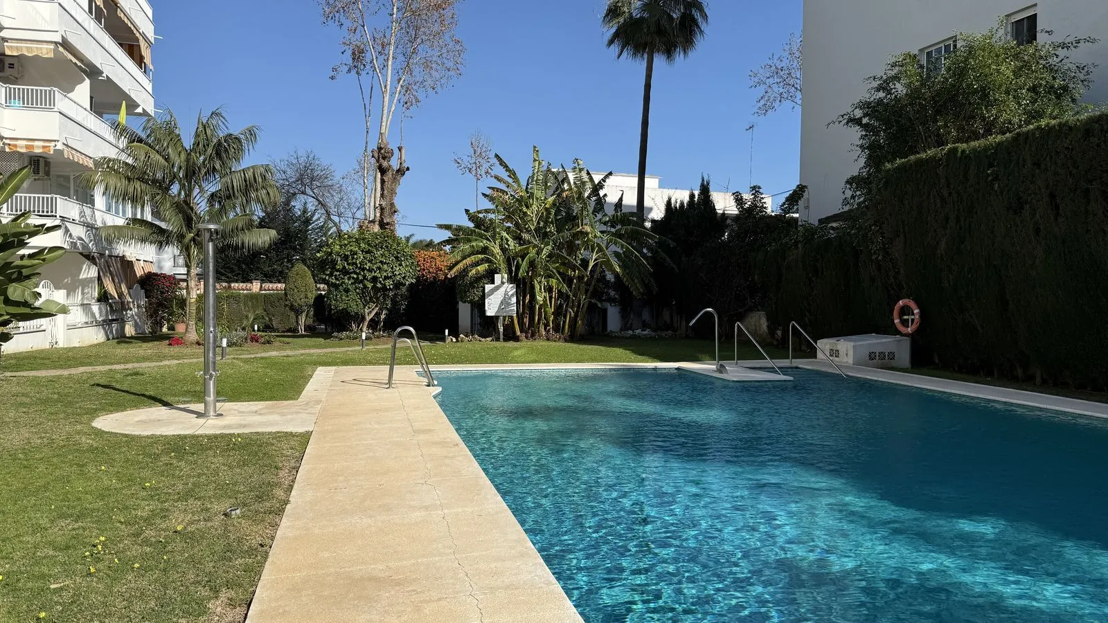 Middle Floor Apartment – Puerto Banús