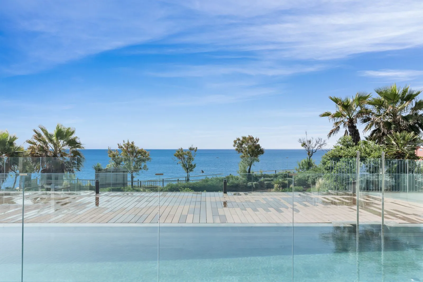 Middle Floor Apartment – Estepona