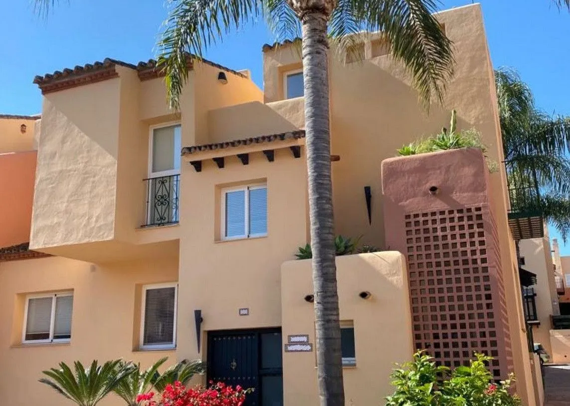 Townhouse – Nueva Andalucía