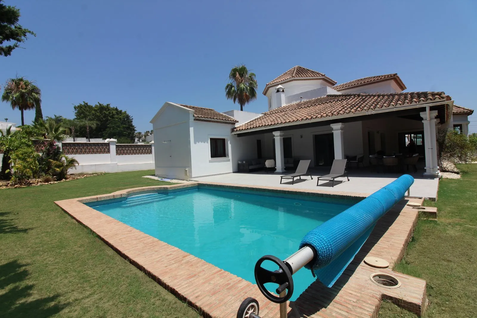 Detached Villa – El Paraiso