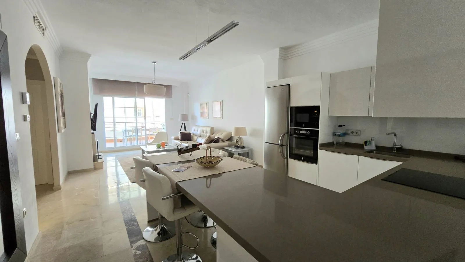 Middle Floor Apartment