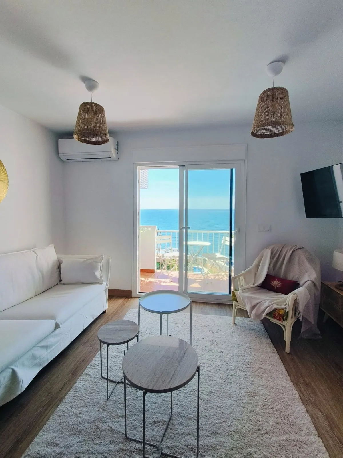 Middle Floor Apartment