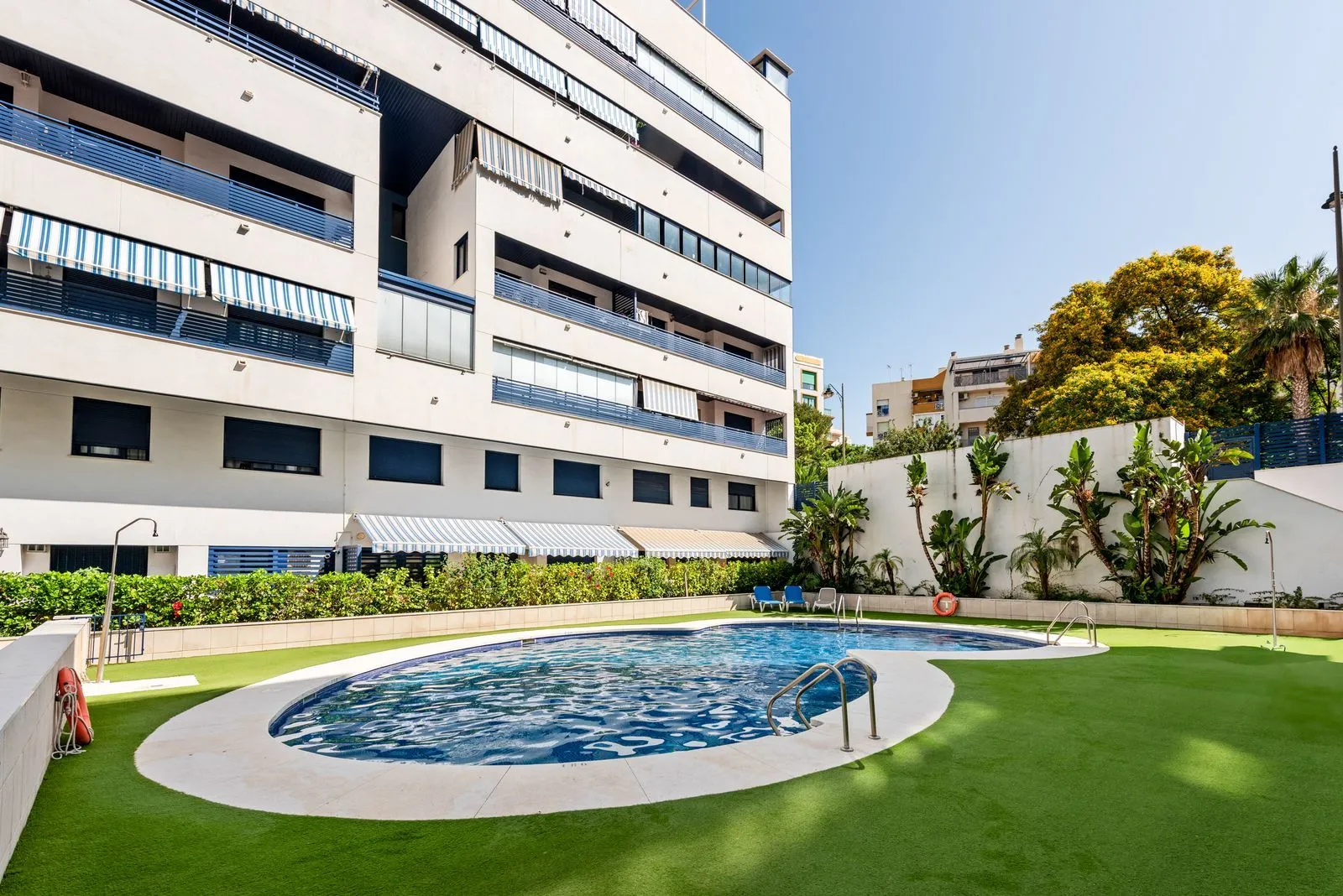 Middle Floor Apartment – Estepona