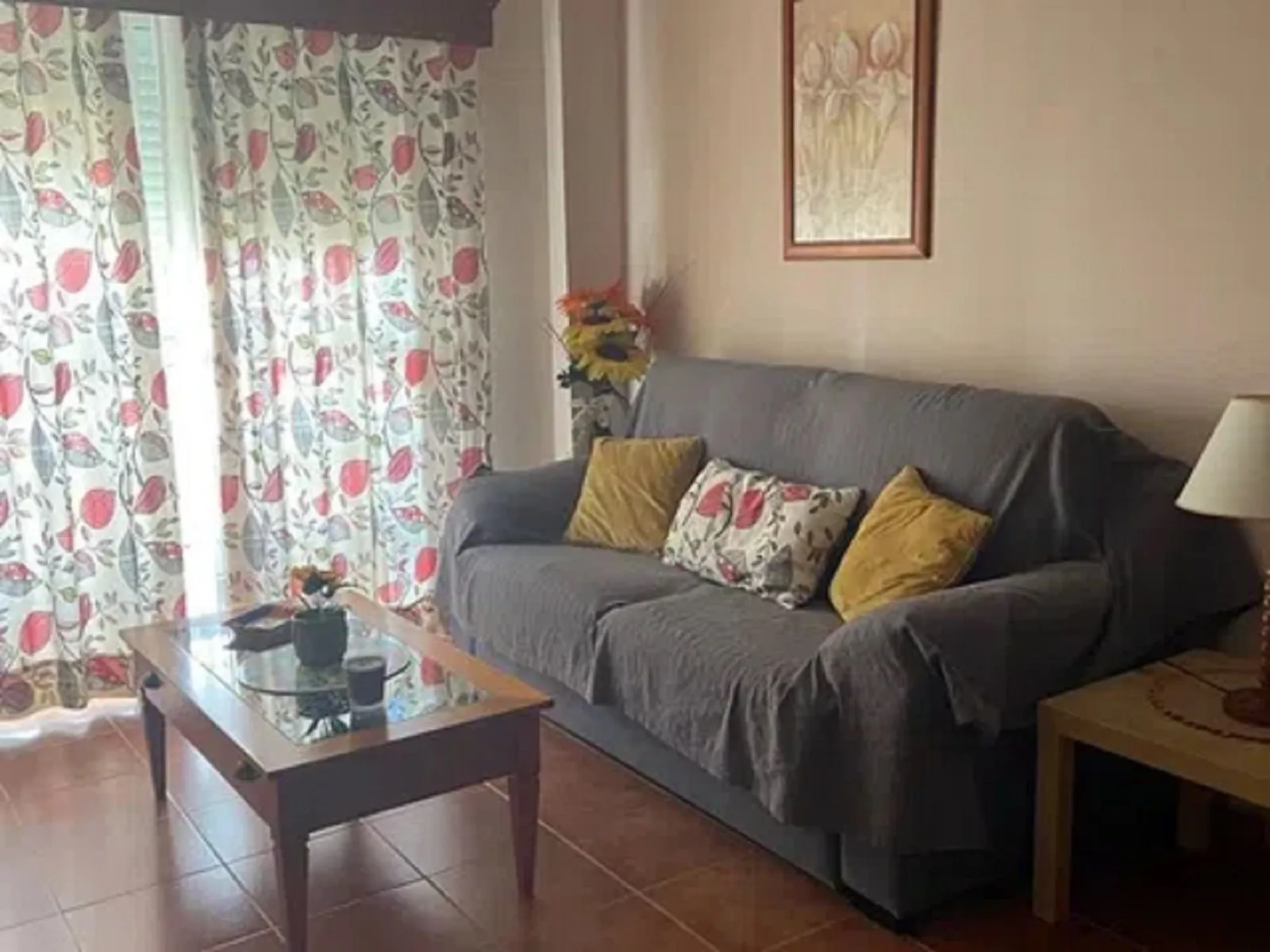 Middle Floor Apartment