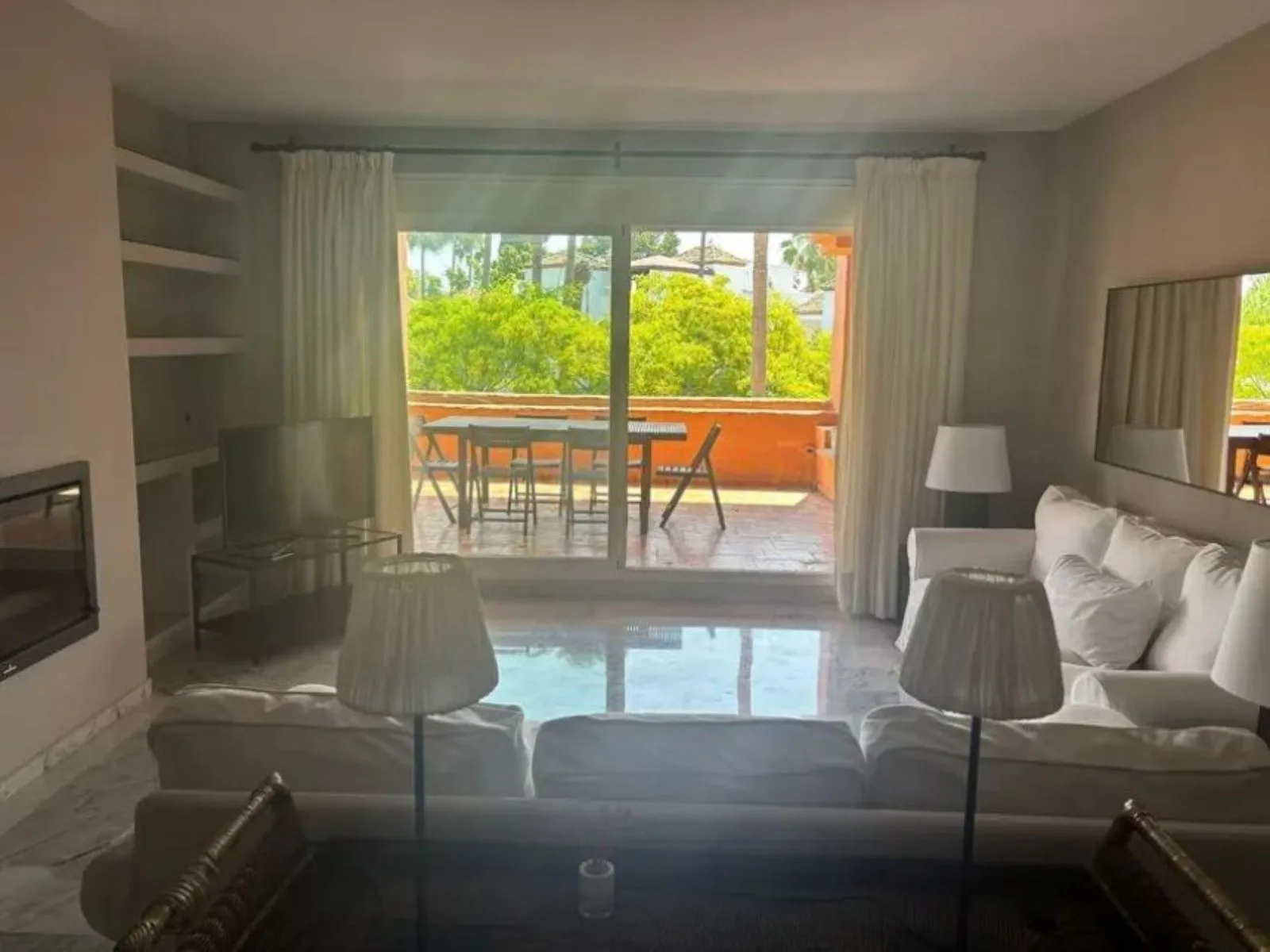 Middle Floor Apartment