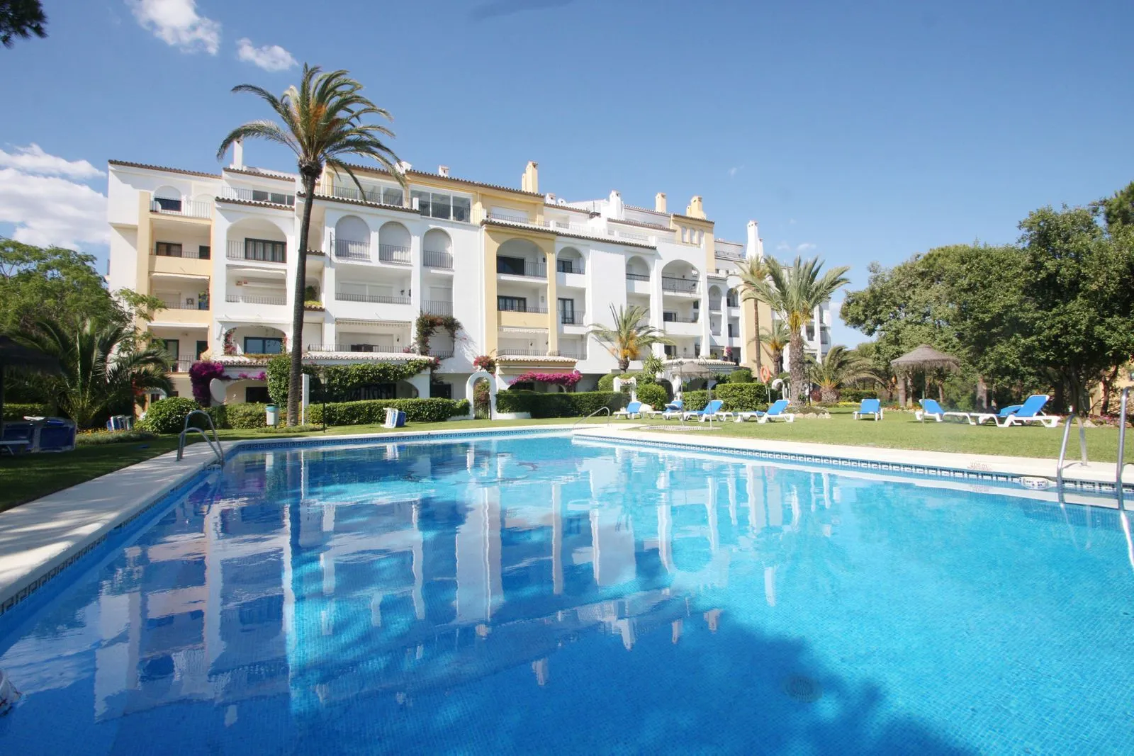 Middle Floor Apartment – Puerto de Cabopino