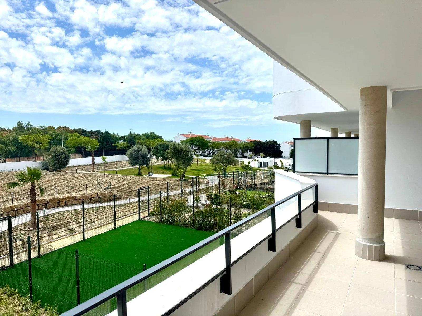 Middle Floor Apartment