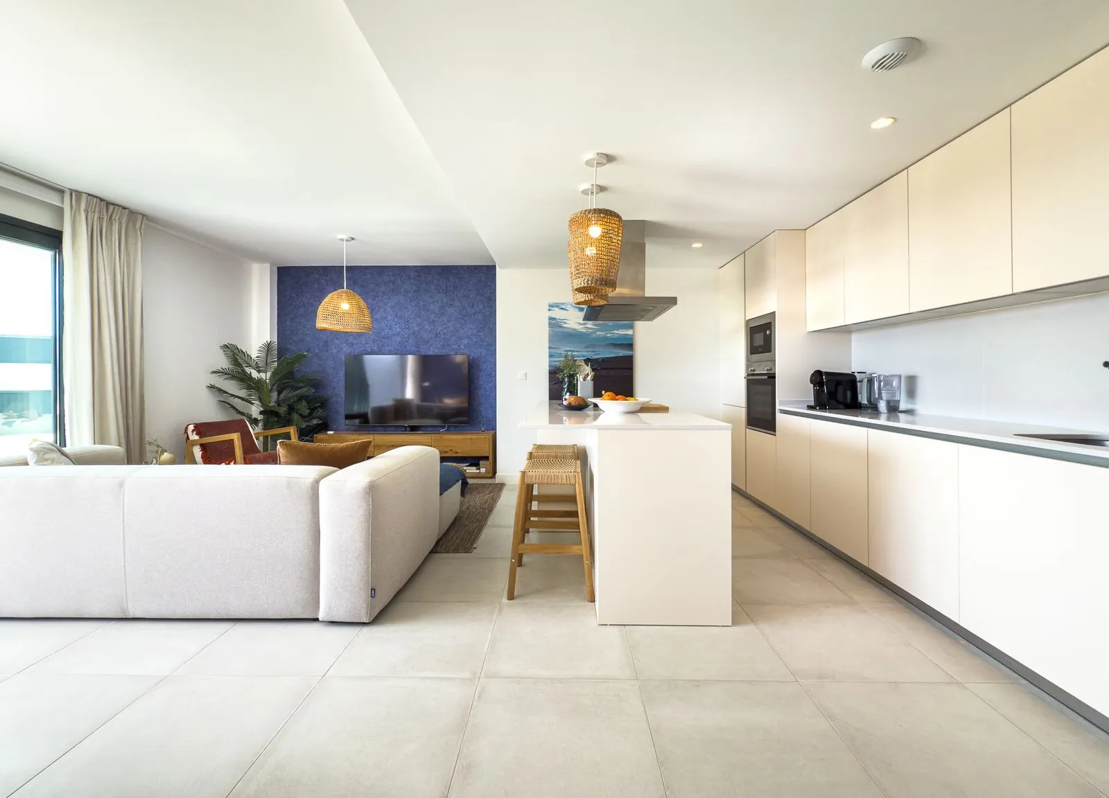 Middle Floor Apartment