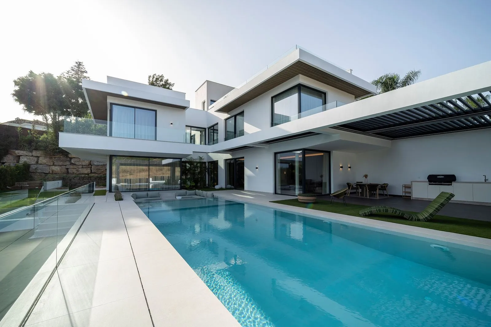 Detached Villa – El Paraiso