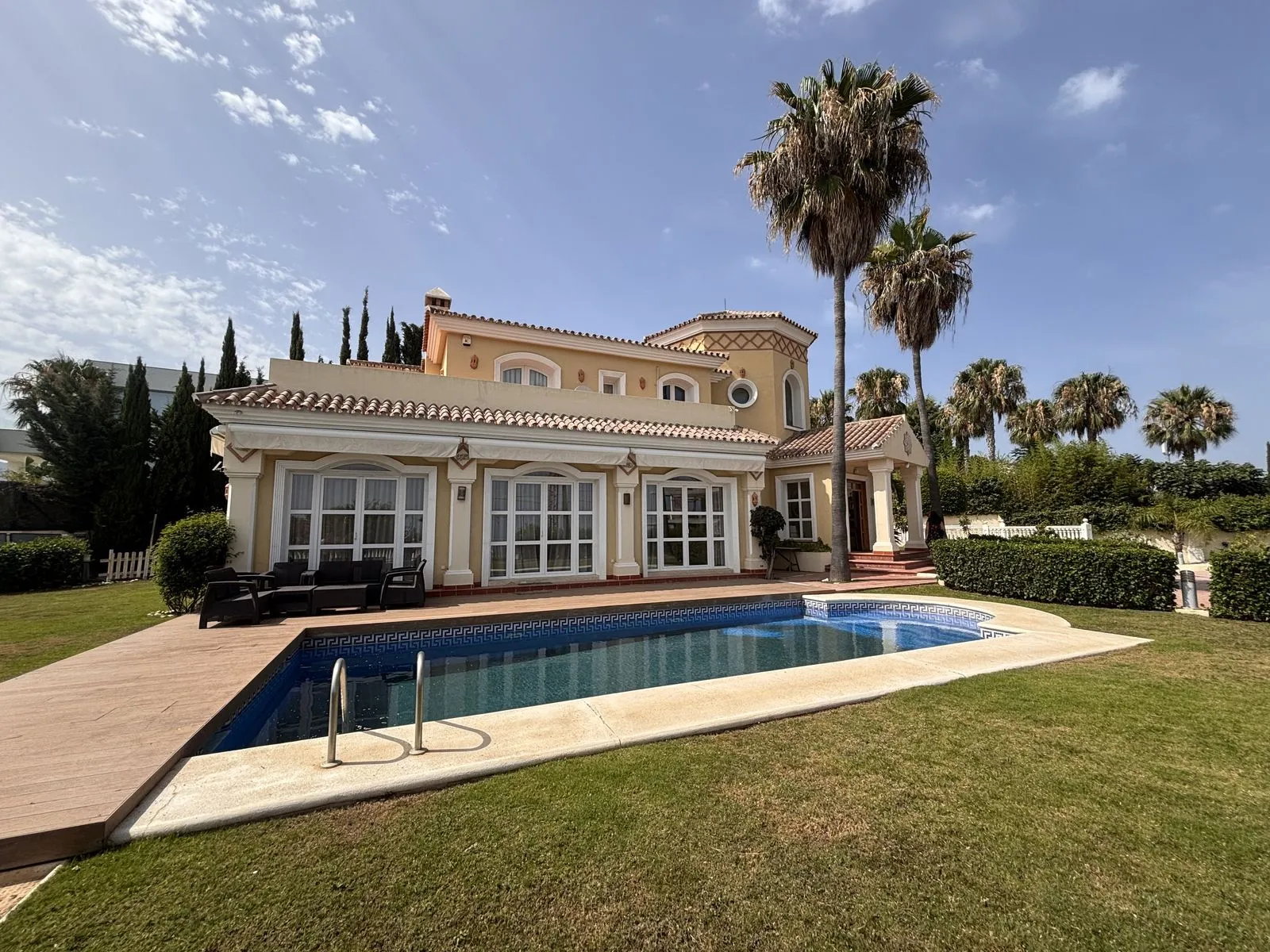 Detached Villa – Selwo