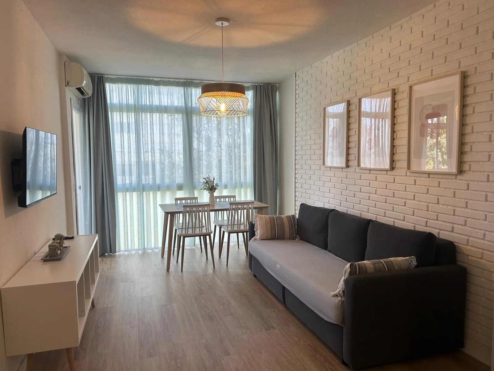Middle Floor Apartment