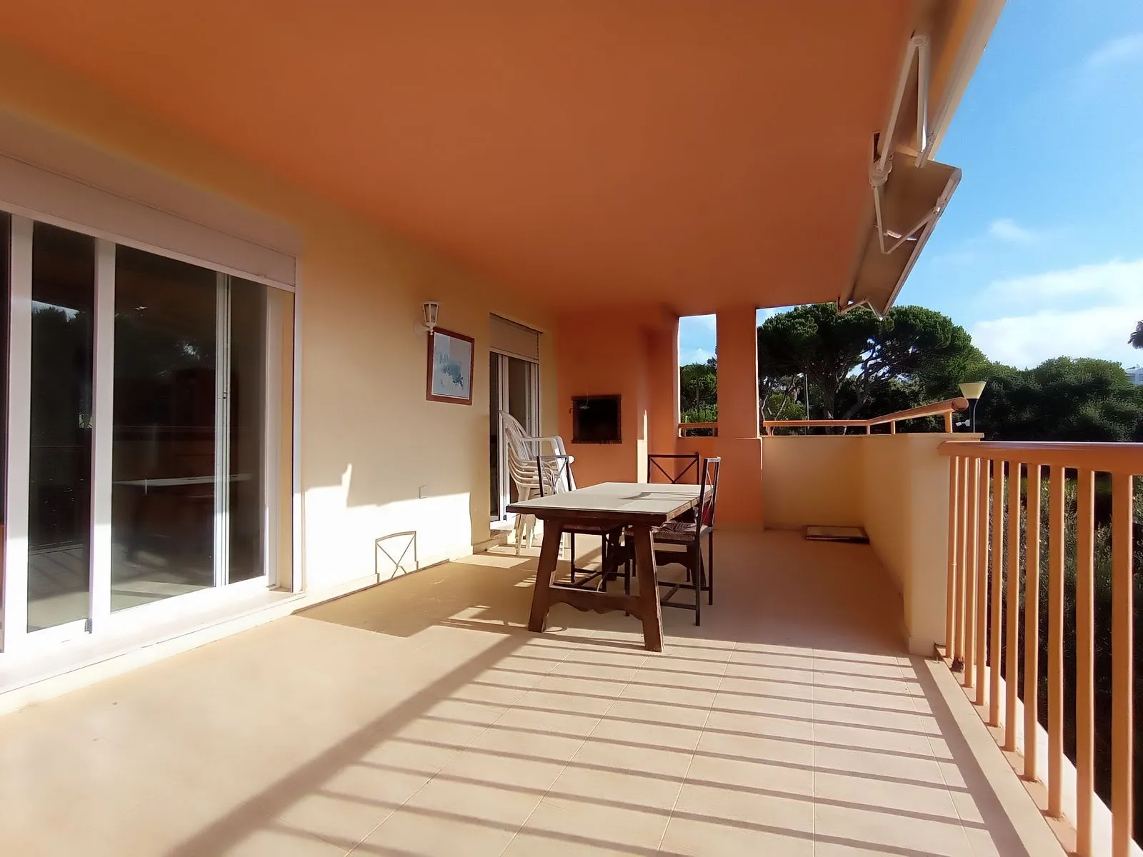 Middle Floor Apartment – Calahonda