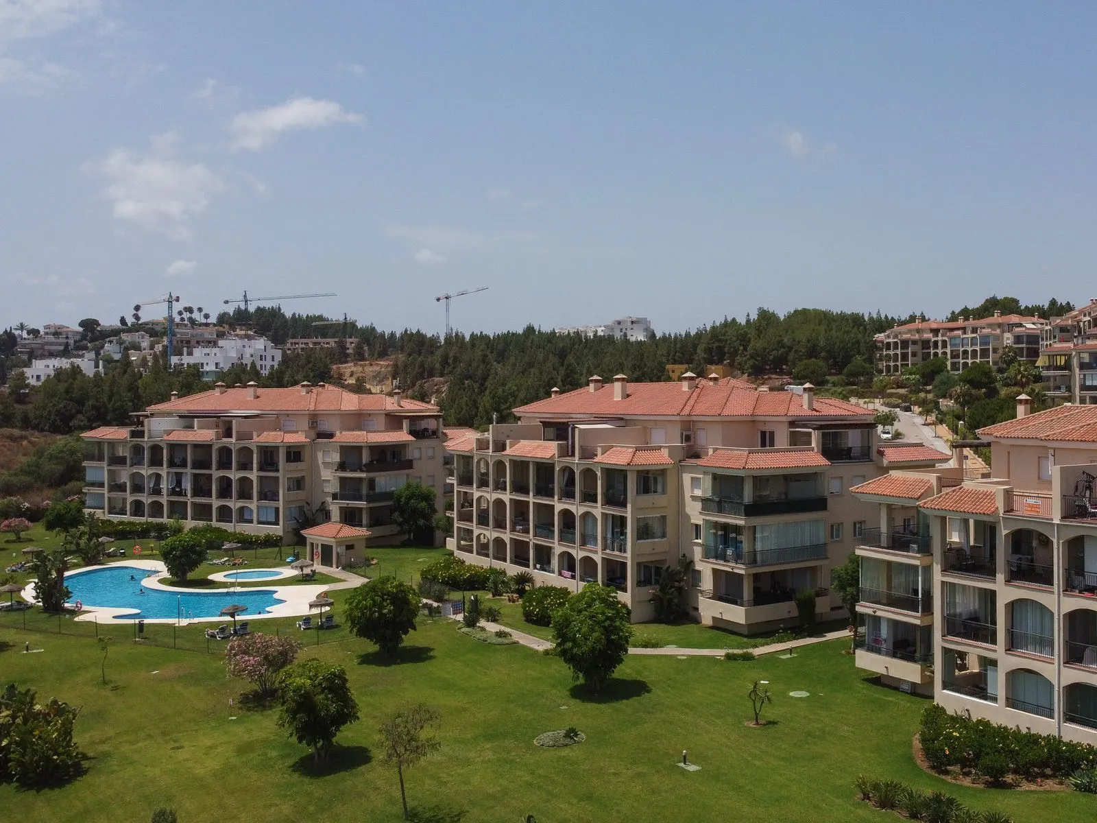 Middle Floor Apartment – El Chaparral