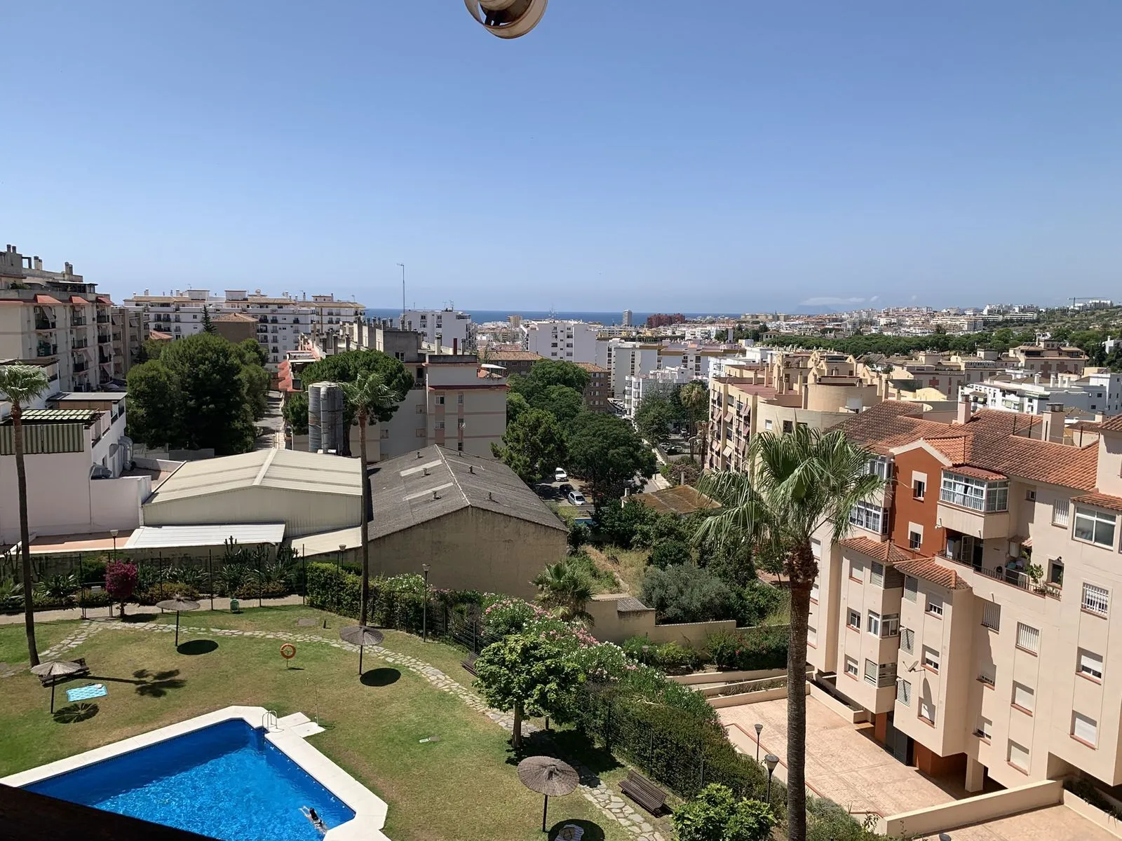 Middle Floor Apartment – Estepona