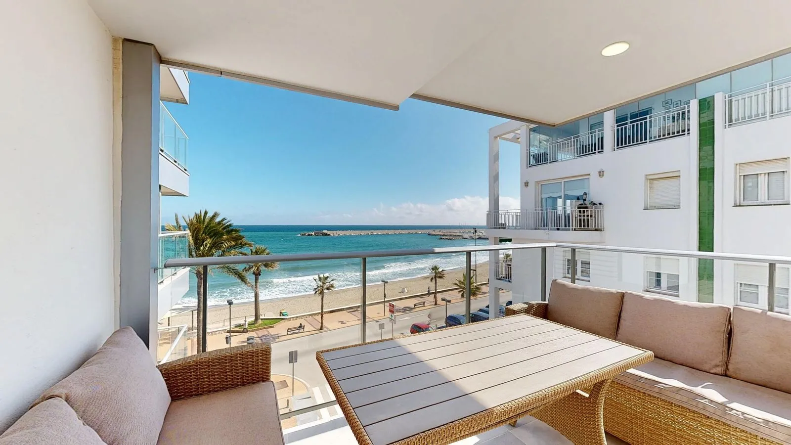 Middle Floor Apartment – Fuengirola