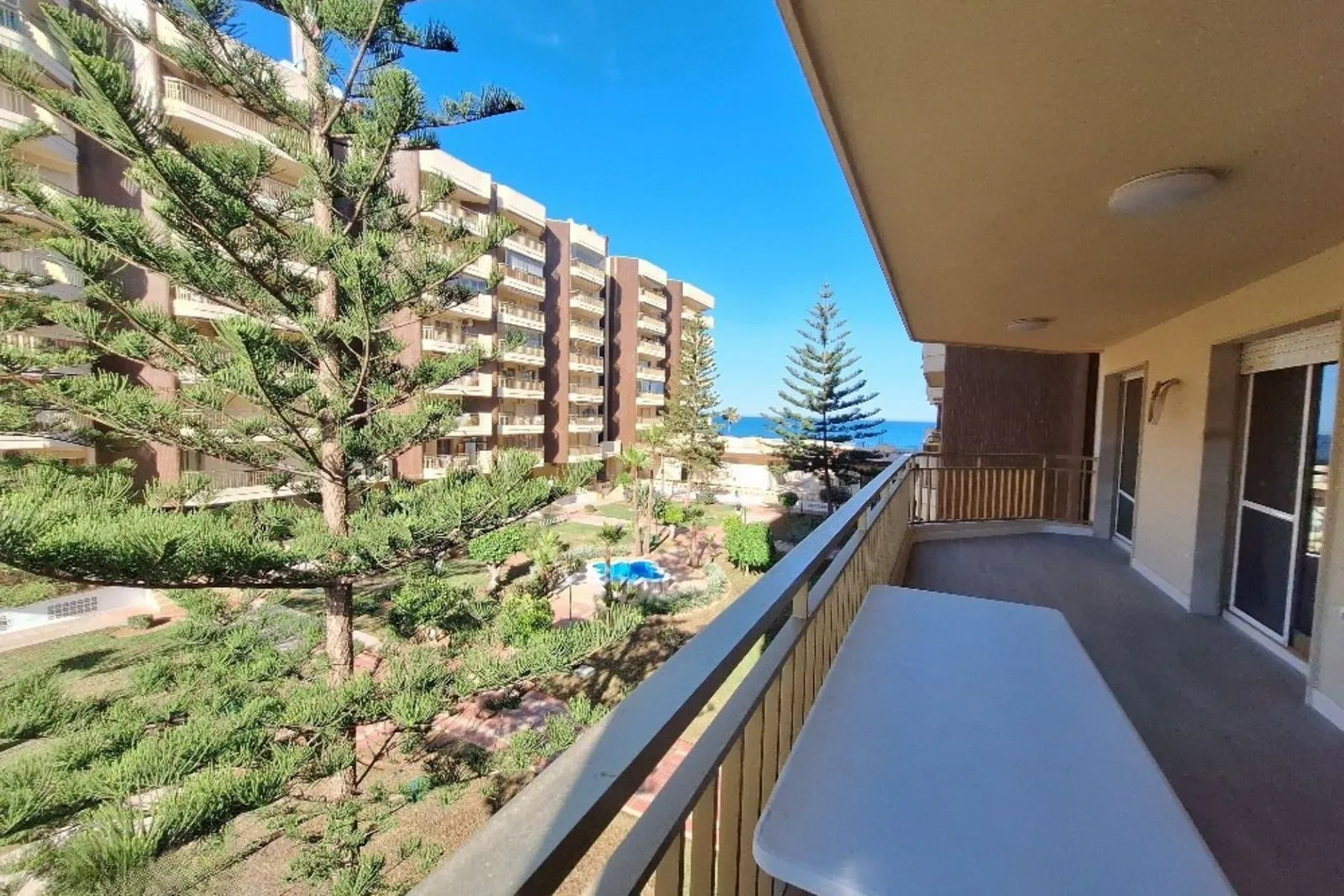 Middle Floor Apartment