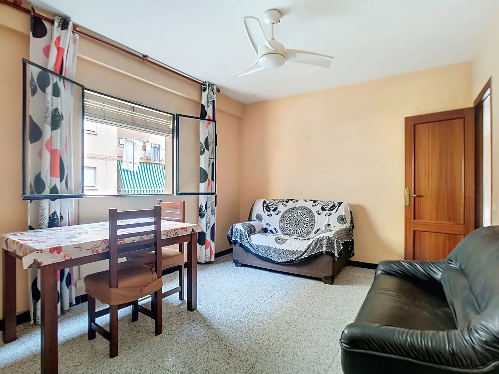 Middle Floor Apartment – Fuengirola