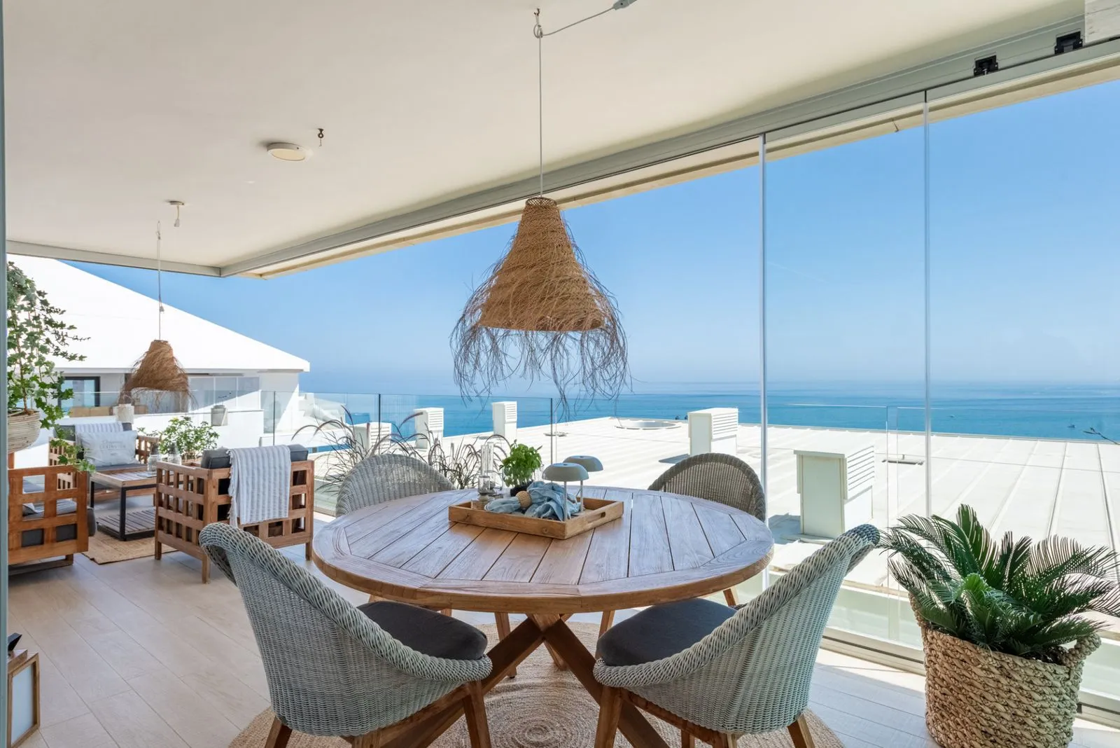 Middle Floor Apartment