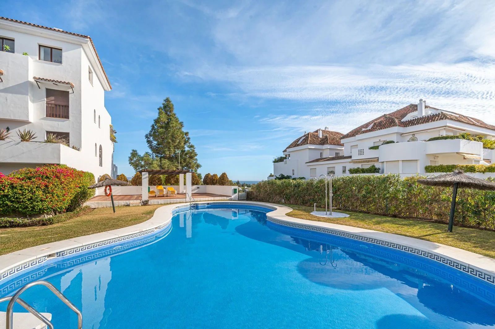 Middle Floor Apartment – Marbella
