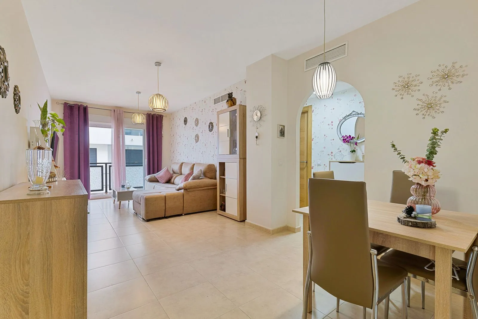 Middle Floor Apartment