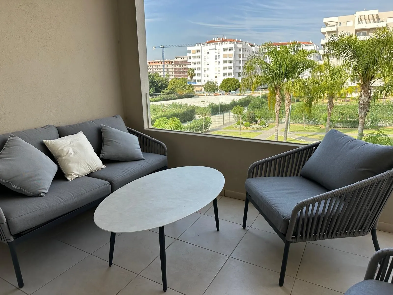 Middle Floor Apartment