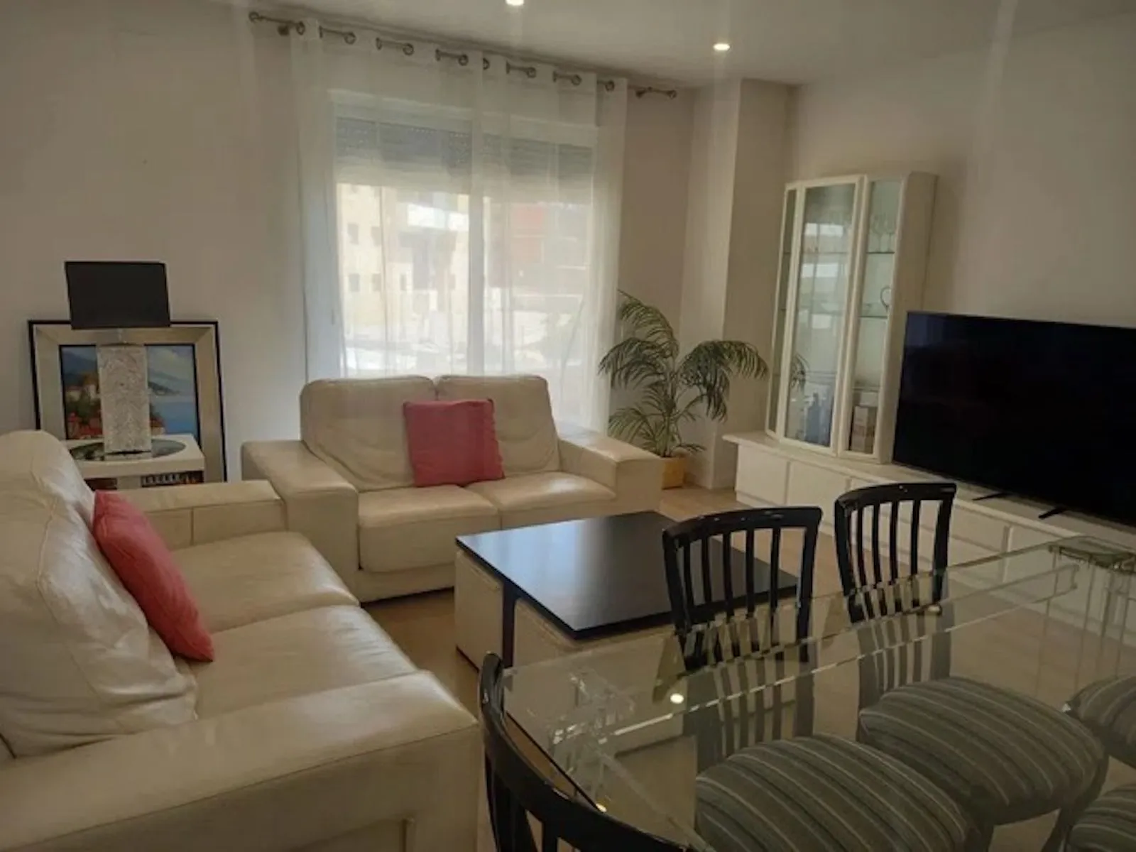 Middle Floor Apartment