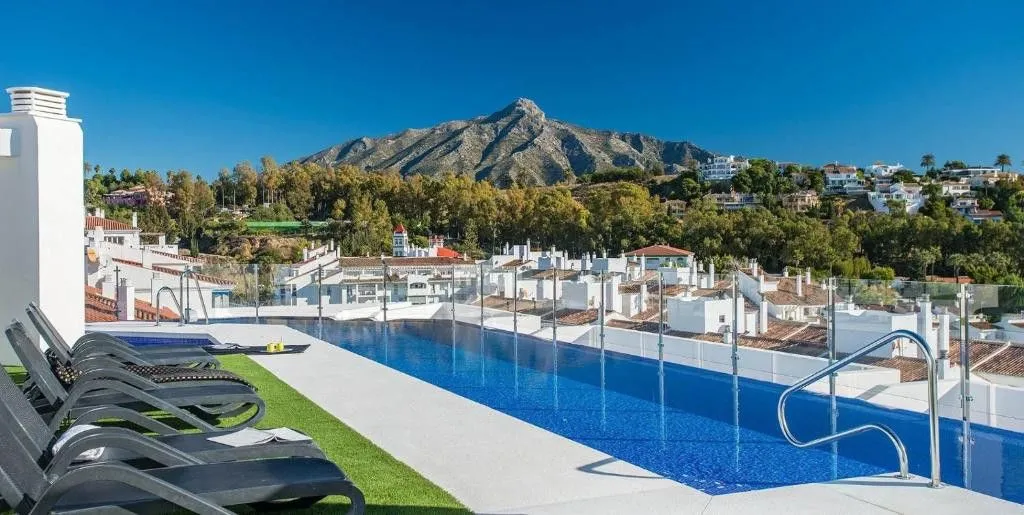 Middle Floor Apartment – Nueva Andalucía