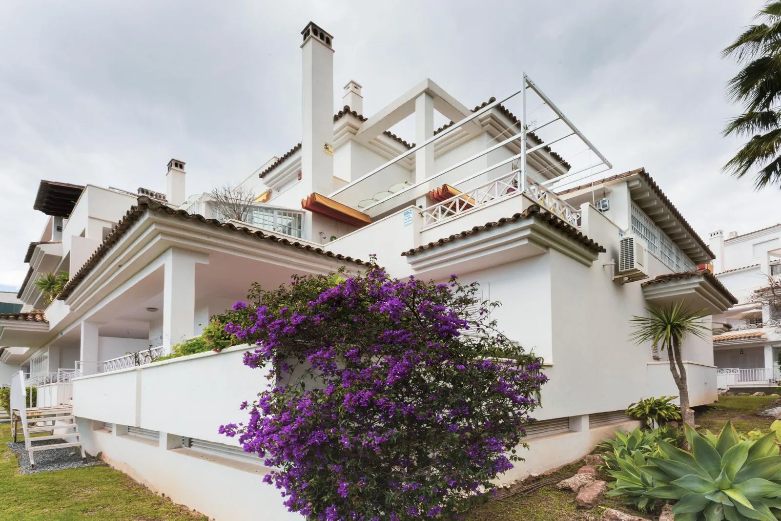 Middle Floor Apartment – Río Real