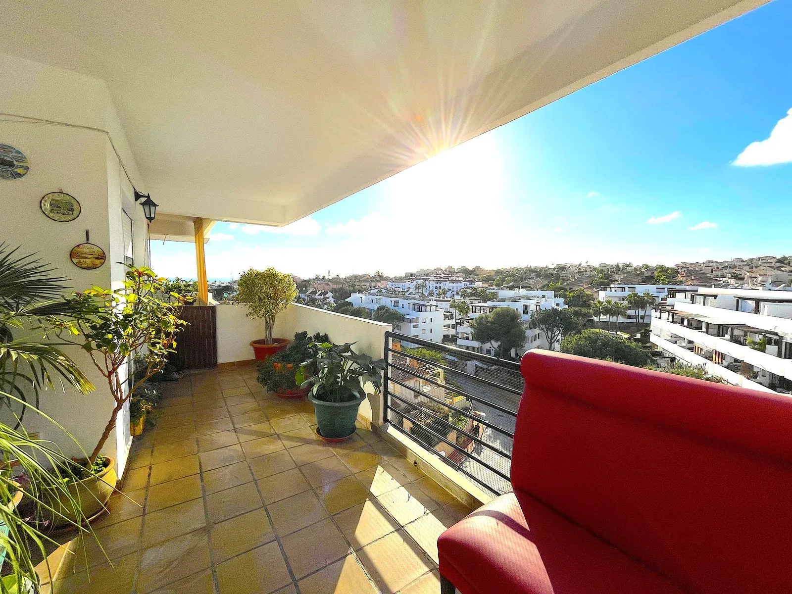 Middle Floor Apartment