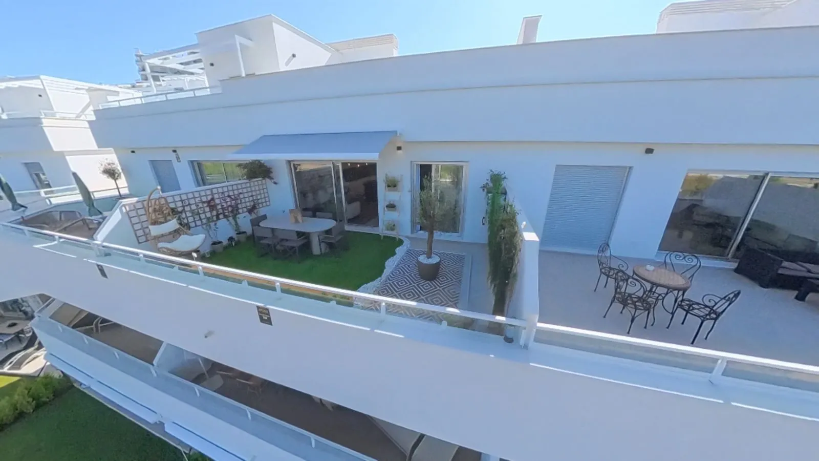 Penthouse – New Golden Mile