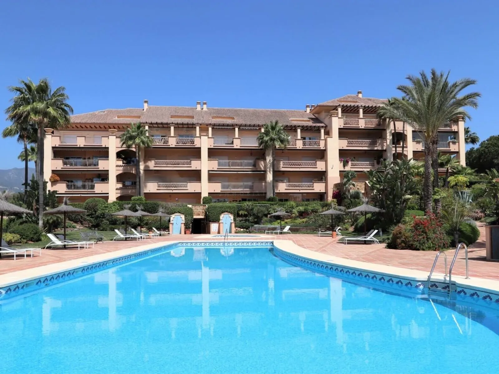 Penthouse – Río Real