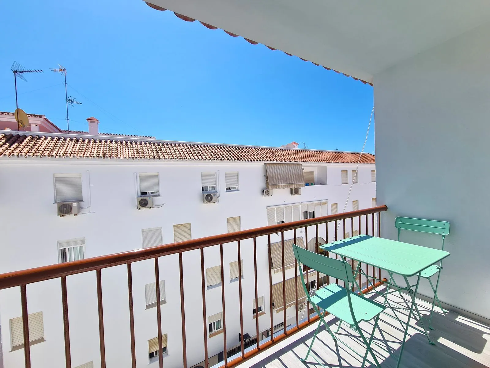 Top Floor Apartment – Estepona